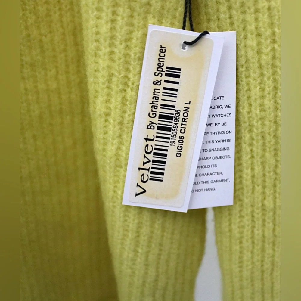 NWT- Velvet by Graham and Spencer- Brynne Cashmere Sweater- Size Large - Picture 6 of 8